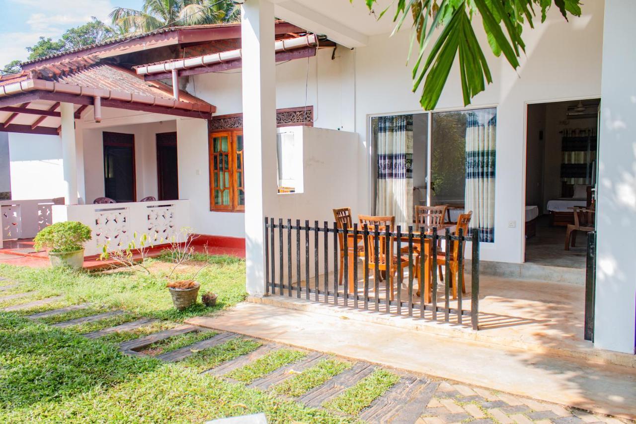 Murphy Cave Hotel มิริสซา ภายนอก รูปภาพ