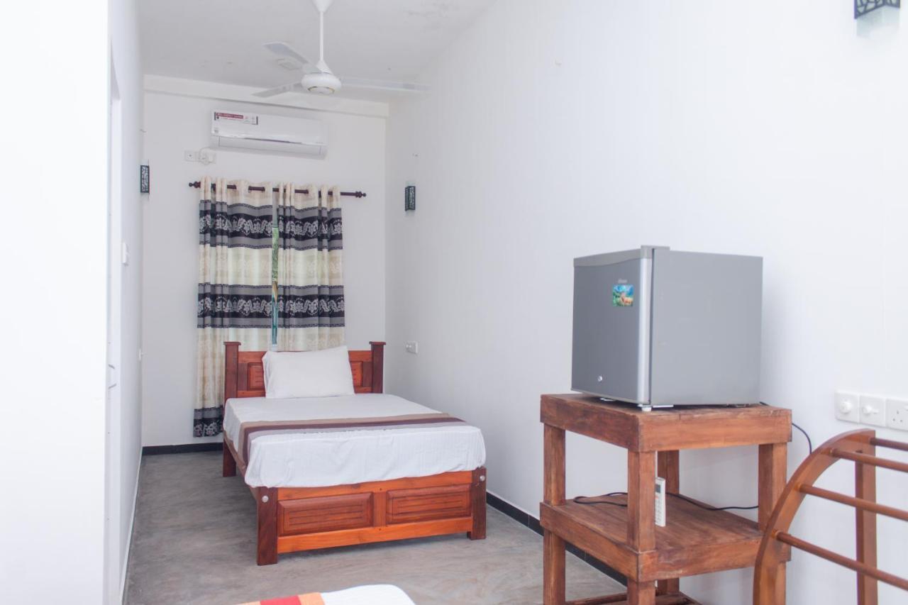 Murphy Cave Hotel มิริสซา ภายนอก รูปภาพ