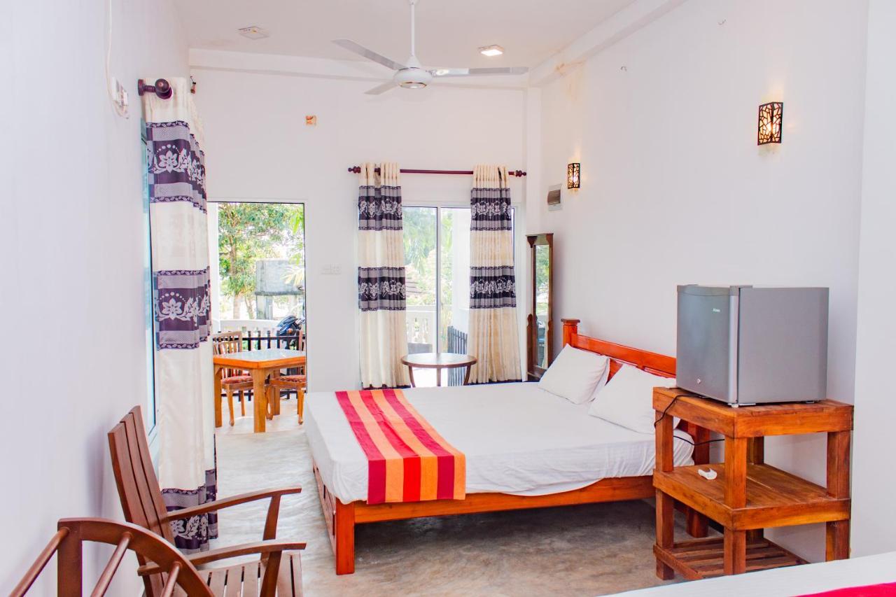 Murphy Cave Hotel มิริสซา ภายนอก รูปภาพ